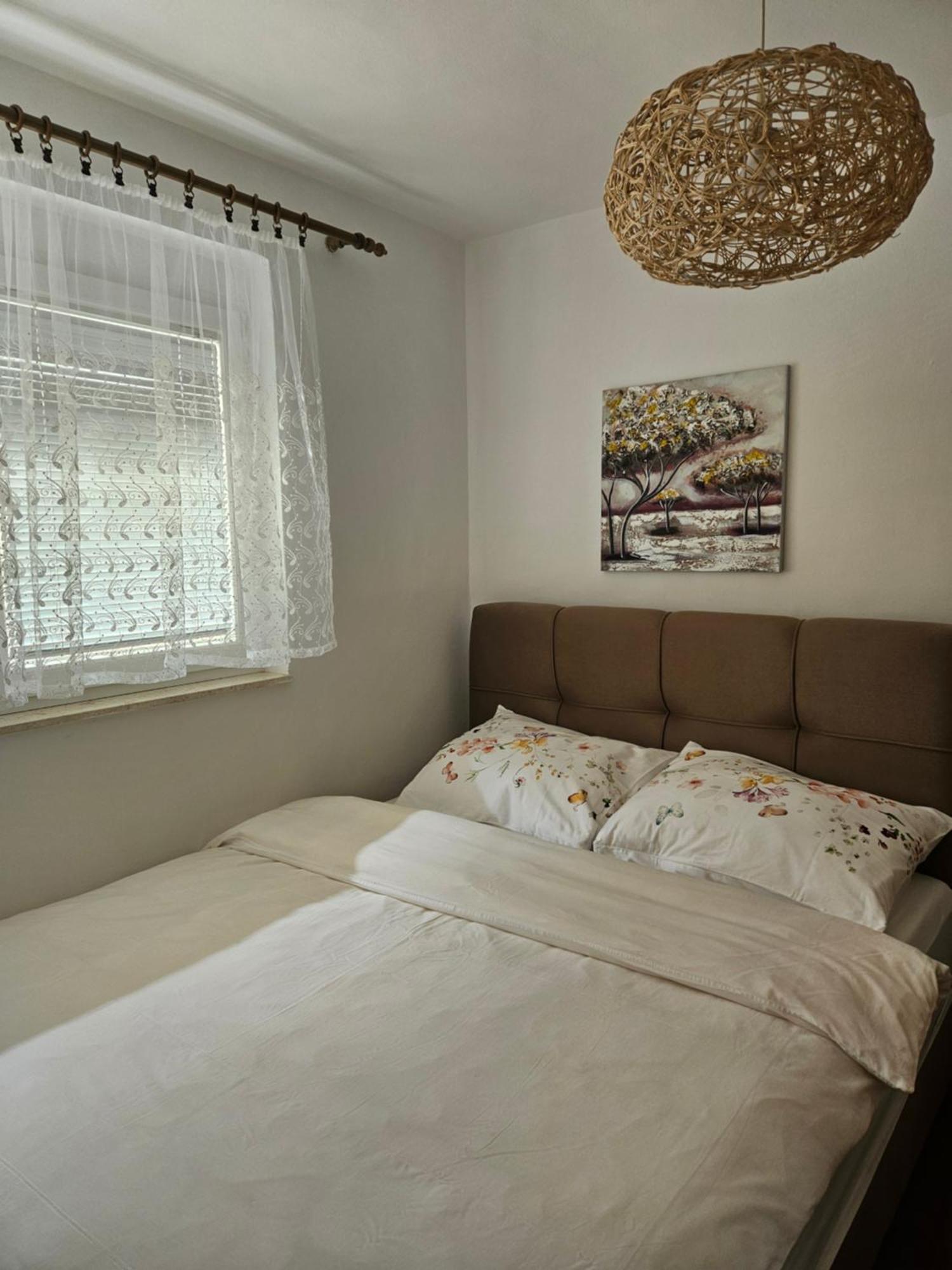 Apartman Noa Knin Dış mekan fotoğraf